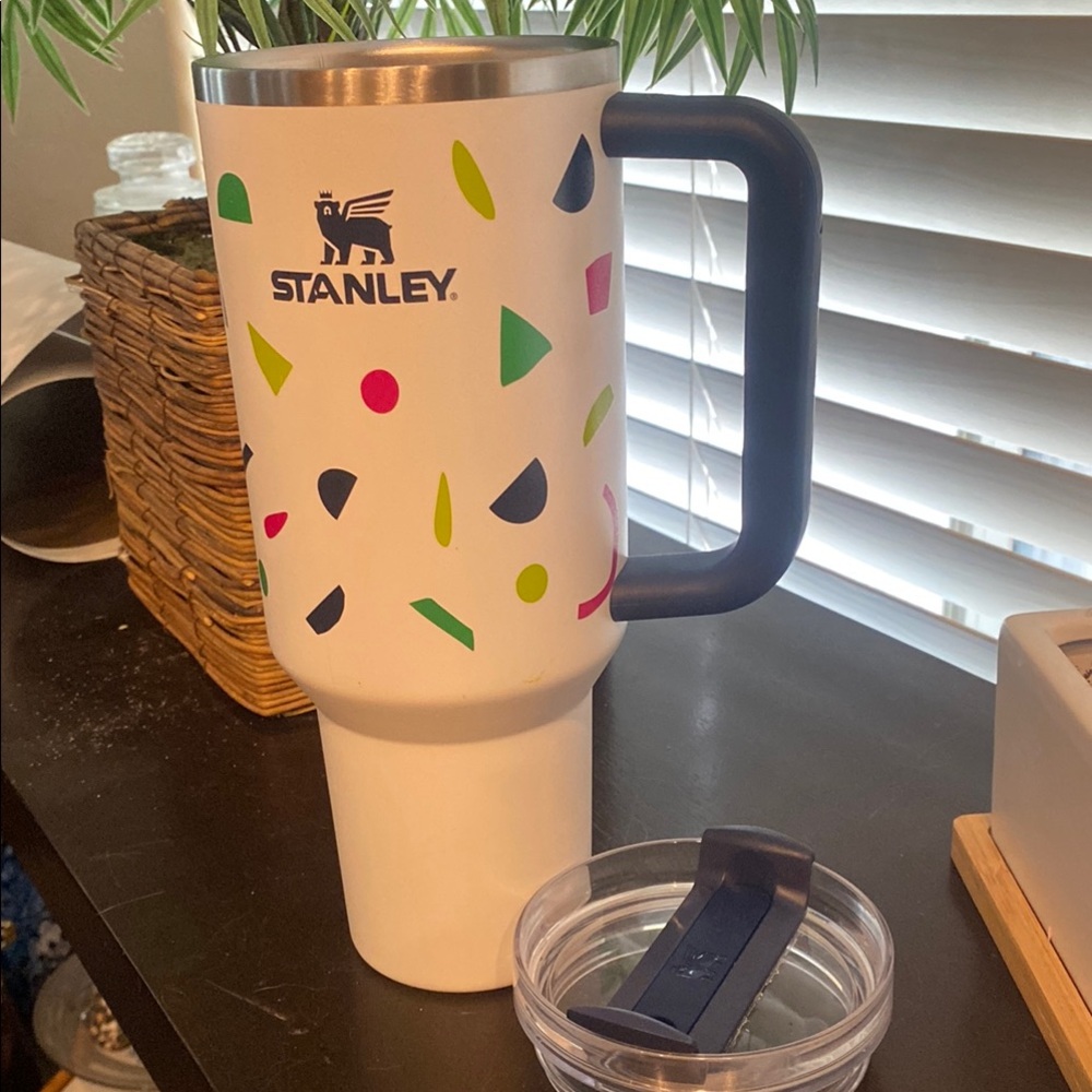 Stanley White and Black Mug with Insulated Design